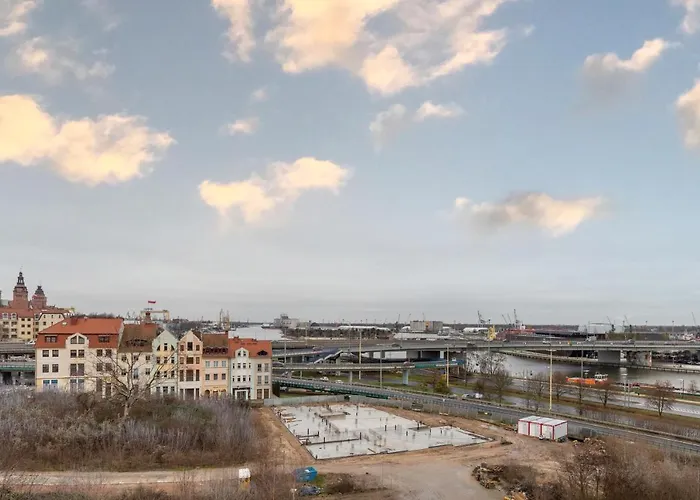 Old Town Black Lejlighed